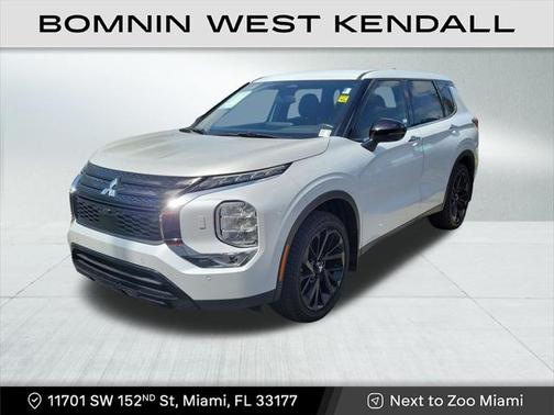 2023 Mitsubishi Outlander SE Black Edition S-AWC