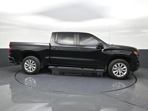 Black 2024 Chevrolet Silverado 1500 Custom