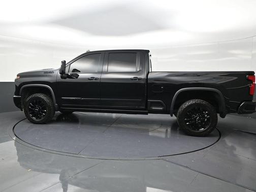 Black 2025 Chevrolet Silverado 2500 High Country