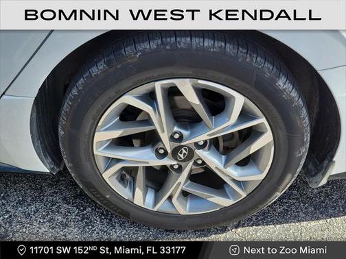 2023 Hyundai SONATA SEL