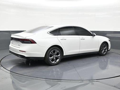 Platinum White Pearl 2025 Honda Accord Hybrid EX-L
