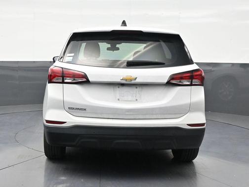 Summit White 2024 Chevrolet Equinox LS