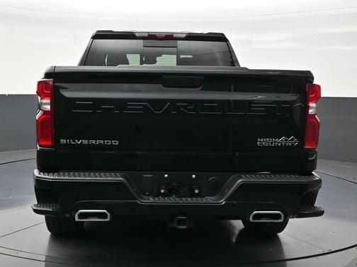 Black 2024 Chevrolet Silverado 1500 High Country