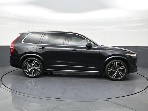 2019 Volvo XC90 T5 R-Design