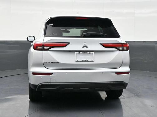 2022 Mitsubishi Outlander ES 2.5 S-AWC