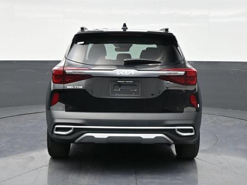 2023 Kia Seltos EX