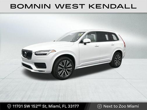 2020 Volvo XC90 T6 Momentum