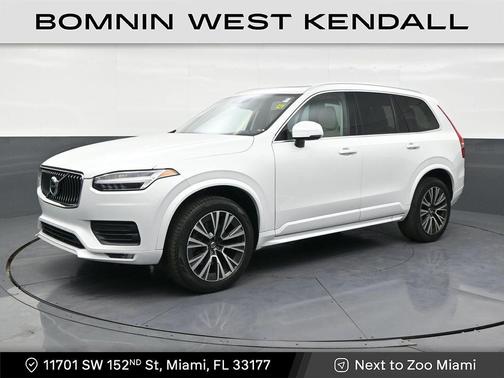 2020 Volvo XC90 T6 Momentum