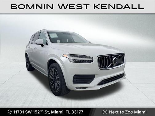 2020 Volvo XC90 T6 Momentum