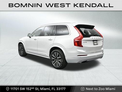 2020 Volvo XC90 T6 Momentum