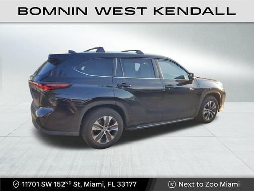 2024 Toyota Highlander XLE