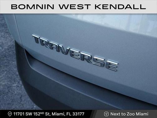 2022 Chevrolet Traverse LS