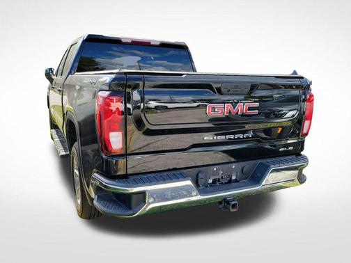 2022 GMC Sierra 1500 SLE