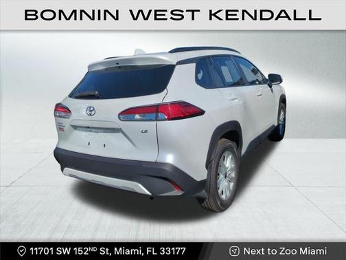 2024 Toyota Corolla Cross LE