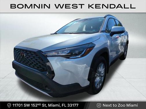 2024 Toyota Corolla Cross LE