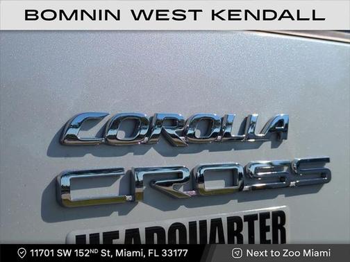 2024 Toyota Corolla Cross LE