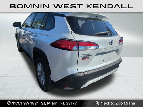 2024 Toyota Corolla Cross LE