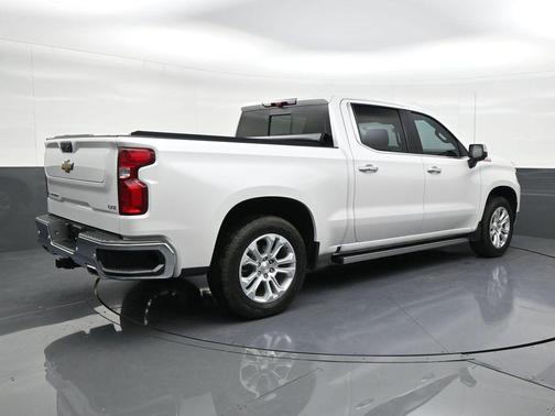 Summit White 2023 Chevrolet Silverado 1500 LTZ