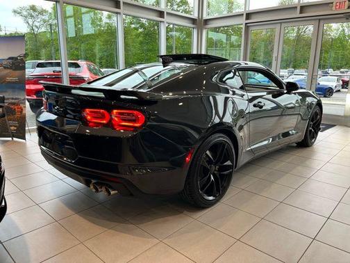 2024 Chevrolet Camaro RWD Coupe LT1