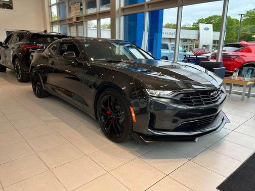 2024 Chevrolet Camaro RWD Coupe LT1
