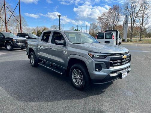Sterling Gray Metallic 2025 Chevrolet Colorado LT