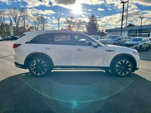2024 Mazda CX-90 PHEV Premium