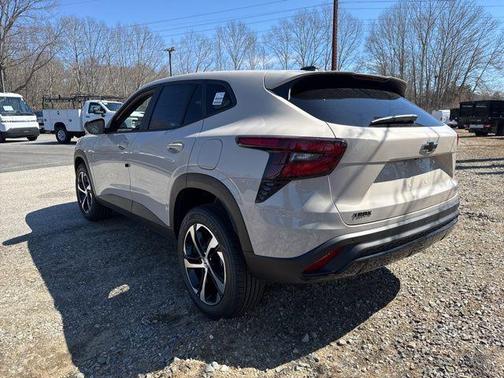 White Sands 2026 Chevrolet Trax FWD 1RS