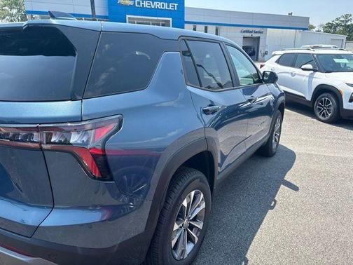 Lakeshore Blue Metallic 2026 Chevrolet Equinox 1LT