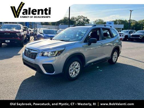 Ice Silver Metallic 2019 Subaru Forester Base