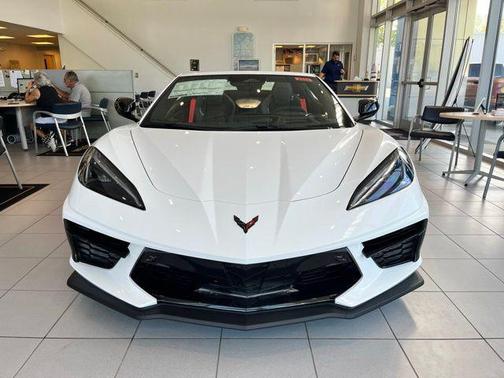 Arctic White 2026 Chevrolet Corvette Stingray w/3LT