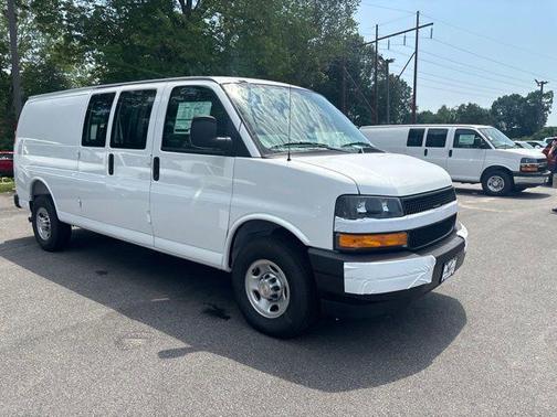 Summit White 2026 Chevrolet Express 3500 3500 Extended Wheelbase, WT, RWD
