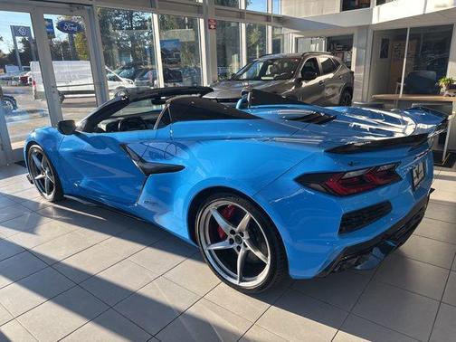 2025 Chevrolet Corvette E-Ray RWD Convertible 3LZ