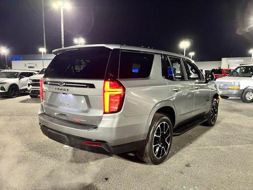 2023 Chevrolet Tahoe 4WD RST