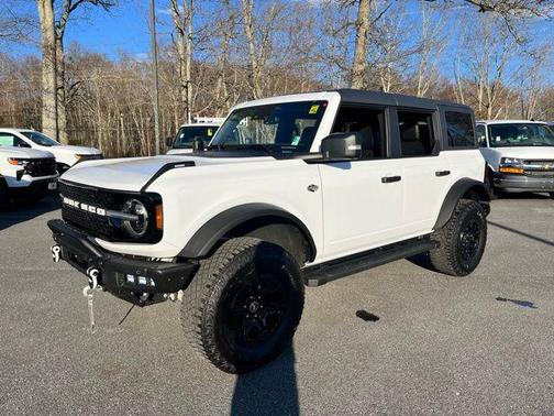 Oxford White 2022 Ford Bronco Wildtrak