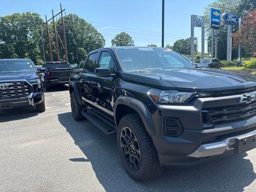 Black 2026 Chevrolet Colorado Trail Boss