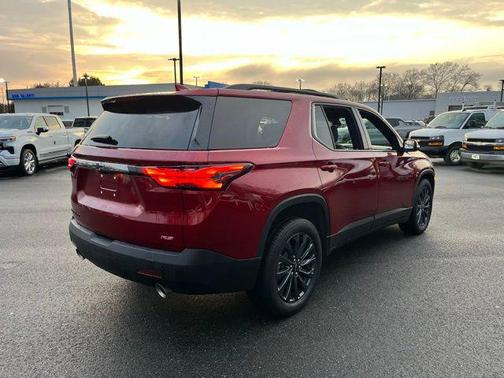 2022 Chevrolet Traverse RS