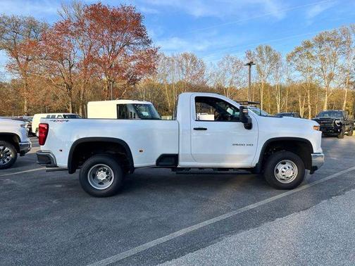 Summit White 2026 Chevrolet Silverado 3500 WT