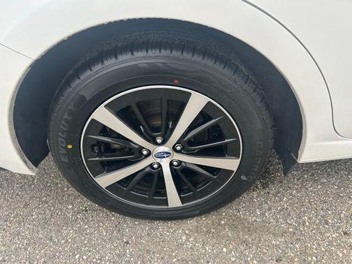 2019 Subaru Impreza 2.0i Premium