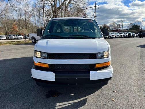 2025 Chevrolet Express 3500 RWD 3500 Extended Wheelbase WT