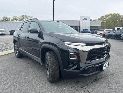 Mosaic Black Metallic 2026 Chevrolet Equinox FWD ACTIV
