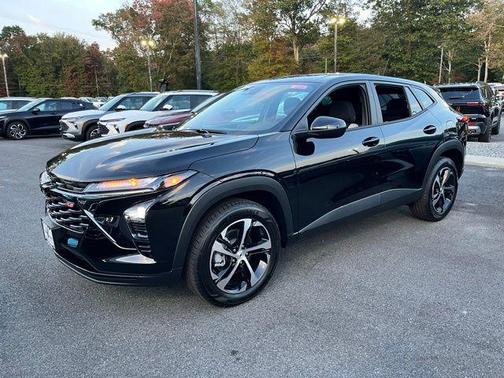 2025 Chevrolet Trax FWD 1RS