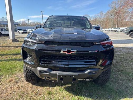 Black 2026 Chevrolet Colorado ZR2