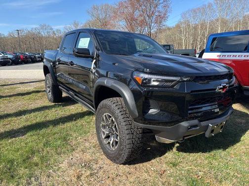Black 2026 Chevrolet Colorado ZR2