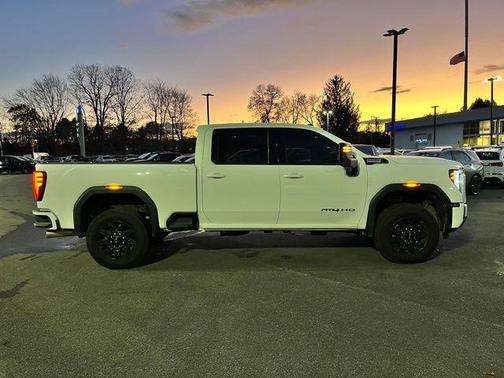 2025 GMC Sierra 3500 Base