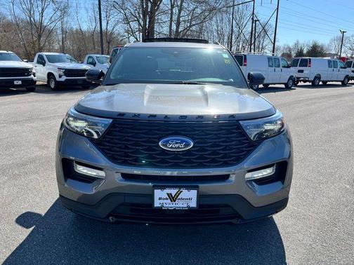 Carbonized Gray Metallic 2022 Ford Explorer ST-Line