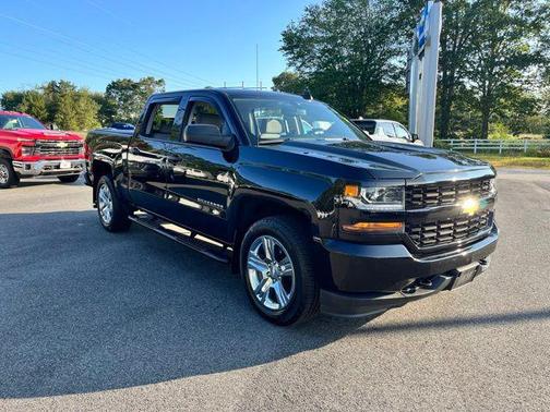 2018 Chevrolet Silverado 1500 Custom