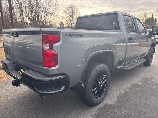 2026 Chevrolet Silverado 2500 Custom