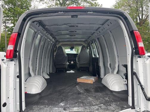 2025 Chevrolet Express 2500 RWD 2500 Extended Wheelbase WT