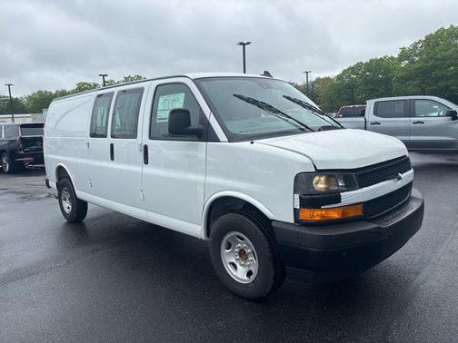 2025 Chevrolet Express 2500 RWD 2500 Extended Wheelbase WT