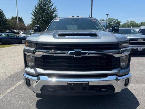 Sterling Gray Metallic 2026 Chevrolet Silverado 2500 LT